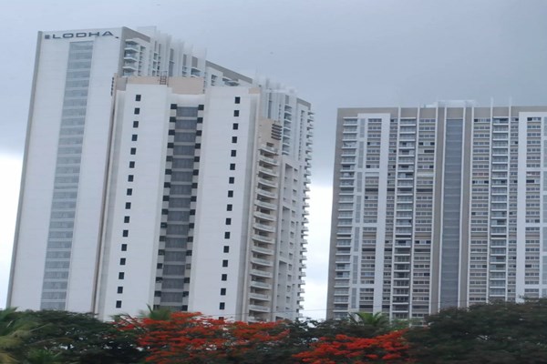 Flat for sale in Lodha Aurum Grande, Kanjur Marg