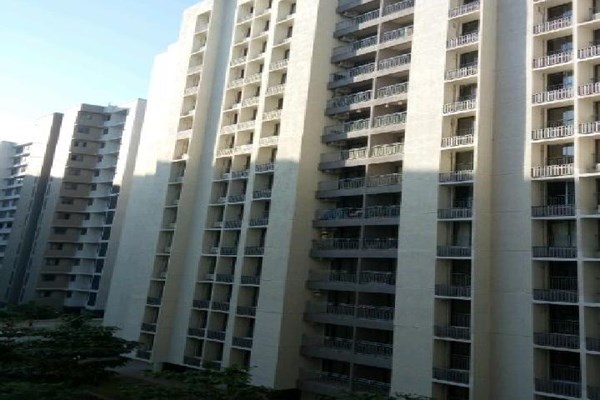 Flat on rent in Mahalaxmi Towers, Andheri West
