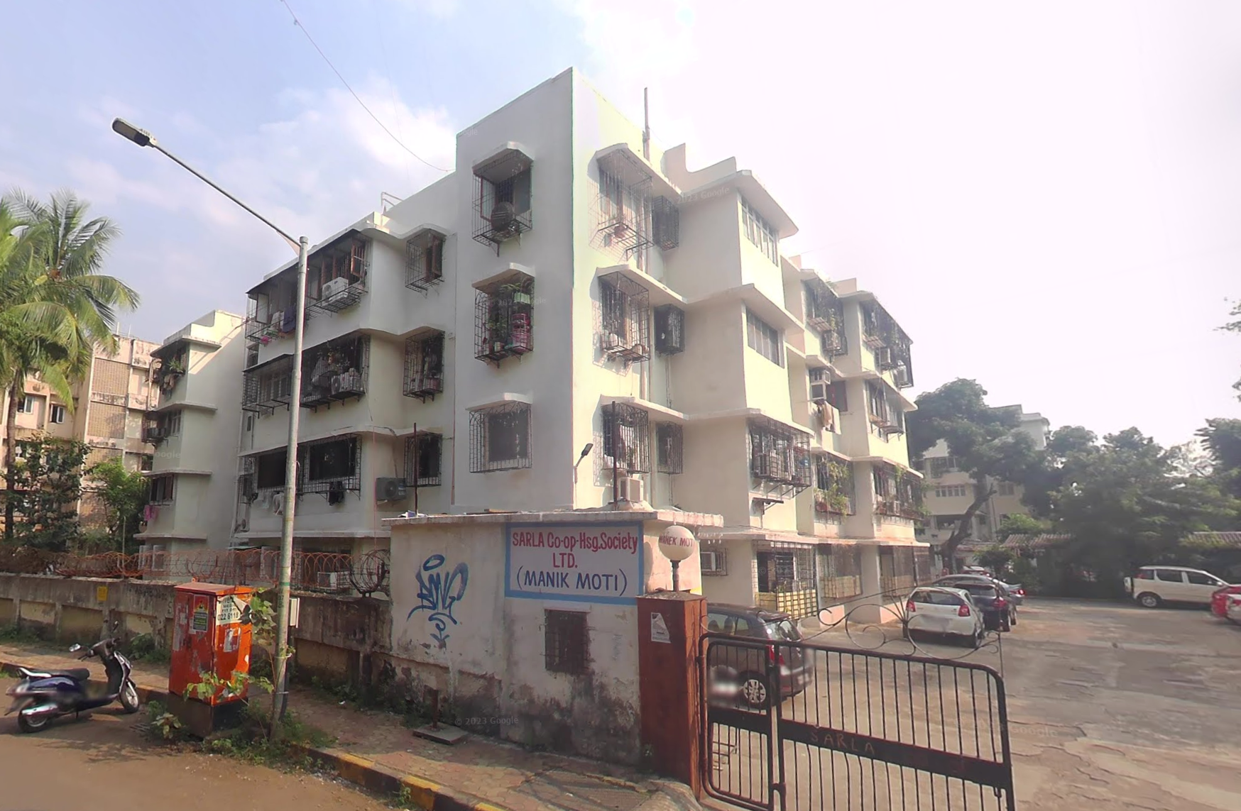 2 BHK Flat on Rent in Andheri West - Manik Moti