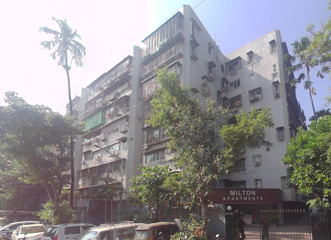 2 BHK Flat for Sale in Juhu - Milton Apartment