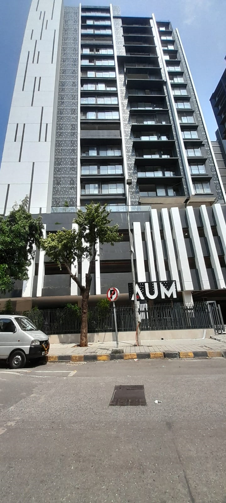 3 BHK Flat on Rent in Santacruz West - Aum Nav Kiran
