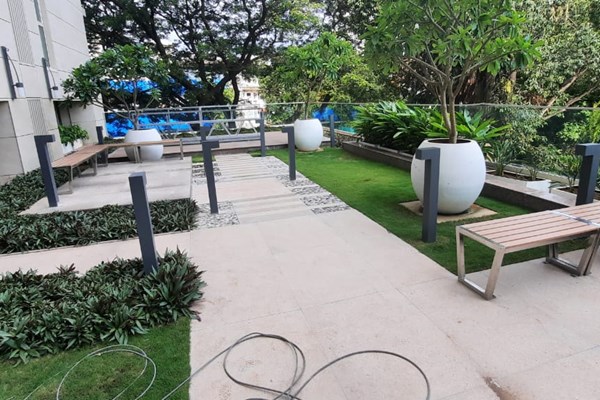 Flat on rent in Navroze, Bandra West