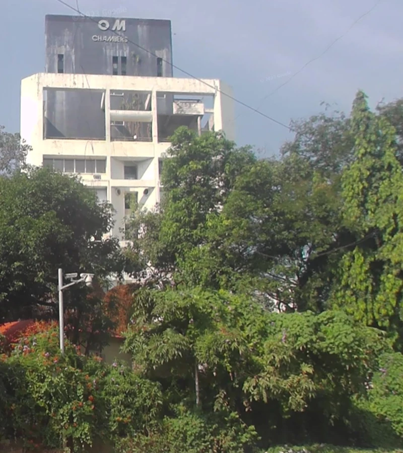 1 - Om Chambers, Kemps Corner