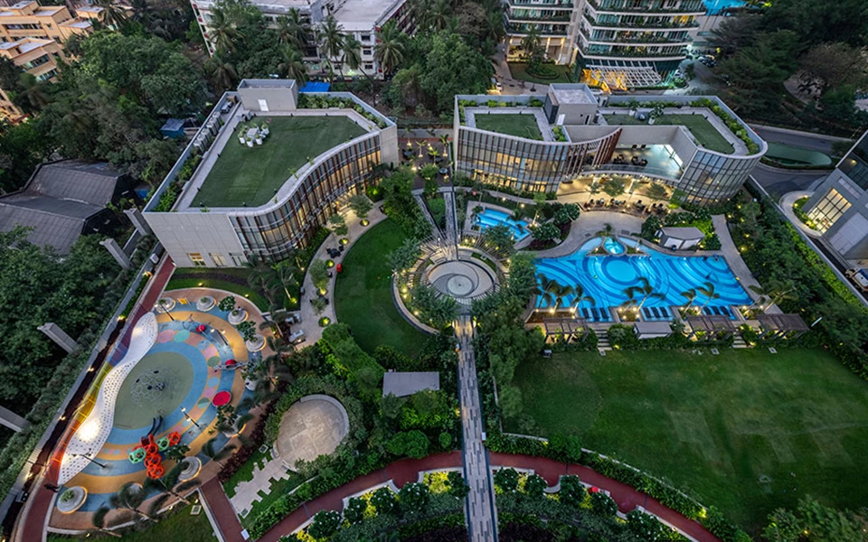 Icconer10 - One Icc Tower, Dadar East