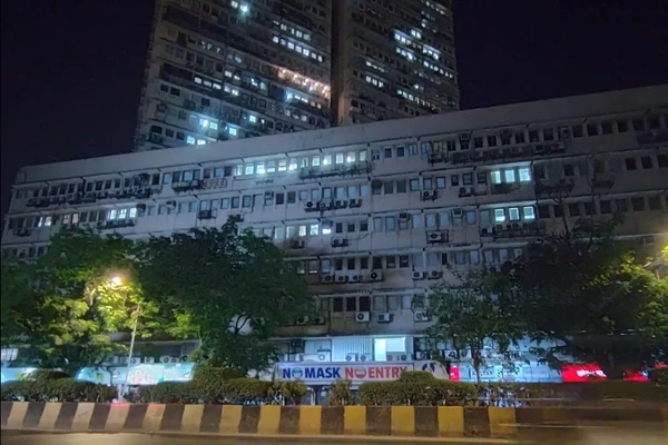 Office for sale in Panchratna Building, Opera House