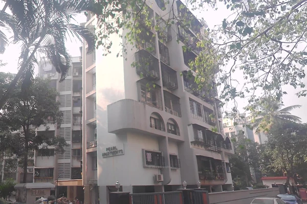 Flat on rent in Pearl Apartment, Andheri West