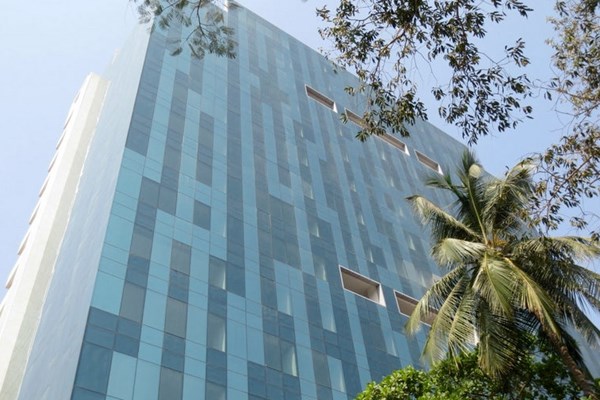 Office for sale in Quantum Towers, Malad West