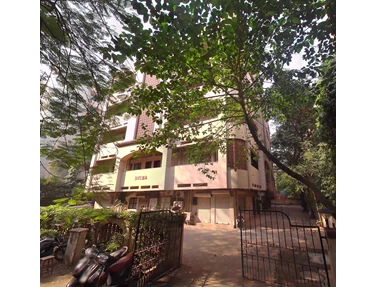 8 - Richa, Andheri West