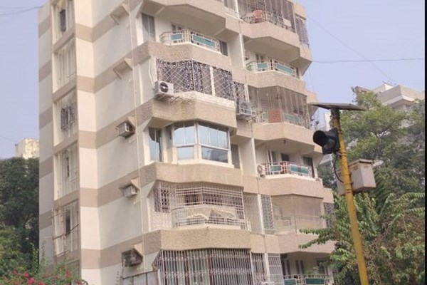 Flat on rent in Sameer Apartment, Bandra West