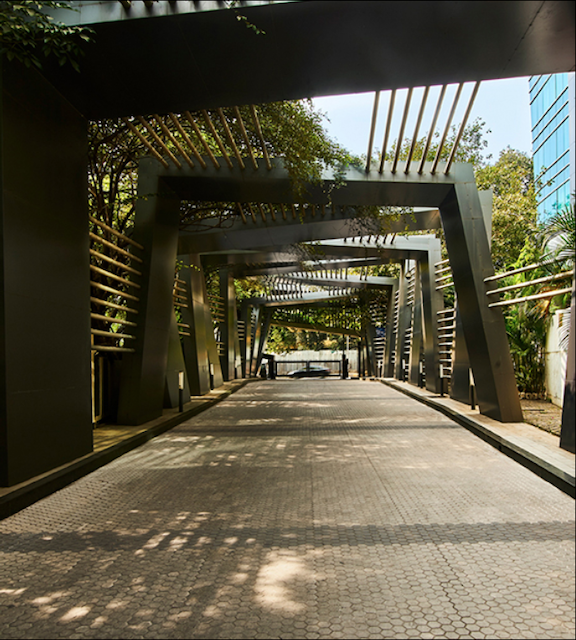 Building - Silver Utopia, Andheri East