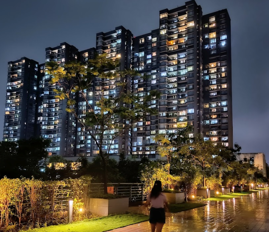 2½ BHK Flat for Sale in Ghatkopar West - The Address