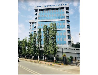 Building - The Metropolitan, Bandra Kurla Complex