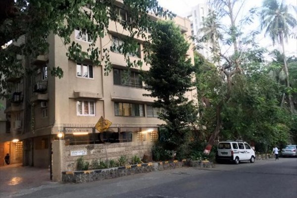 Flat on rent in Grand Canyon, Bandra West