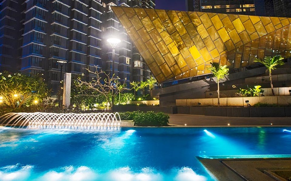 Swimming Pool1 - Lodha The Park, Worli