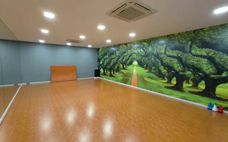 18 - Lotus Enpar, Lower Parel