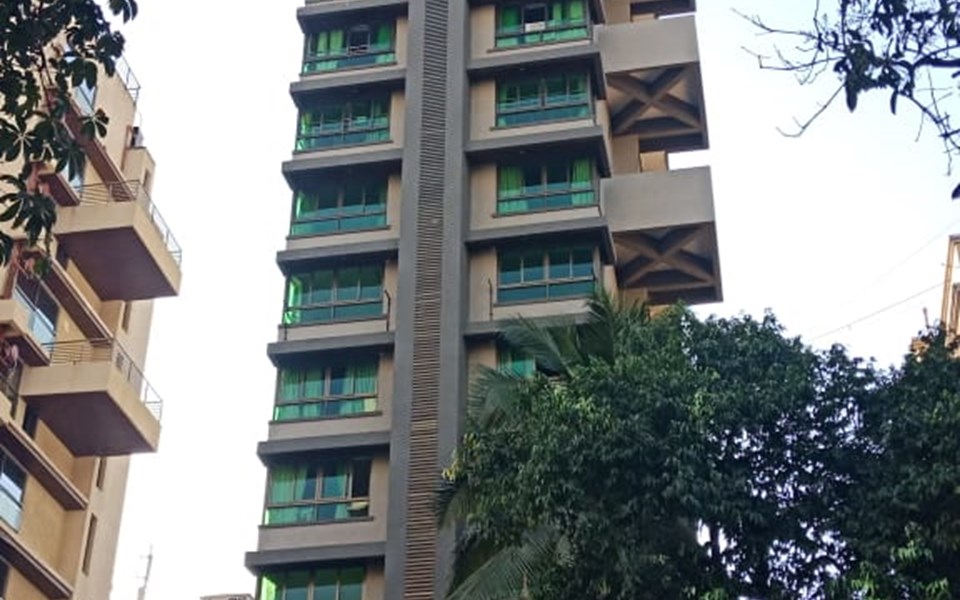 Midsummer, Santacruz West