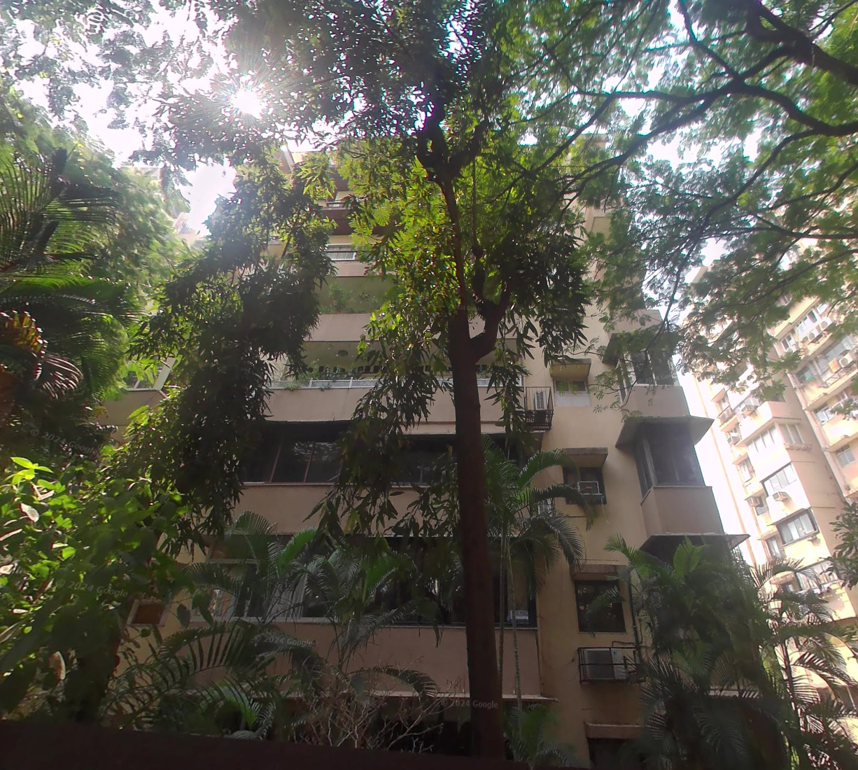 1 BHK Flat for Sale in Breach Candy - Shashidhar Apartments