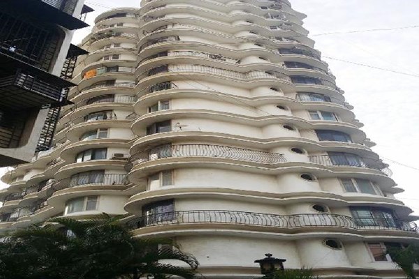 Flat on rent in Dev Aarti, Mahim