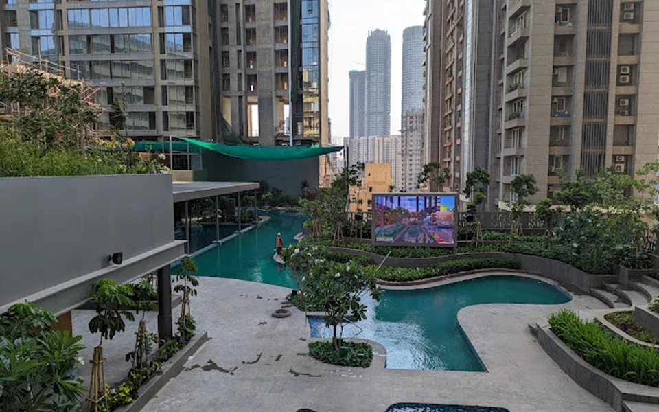 Swimming1 - Rustomjee Crown, Prabhadevi