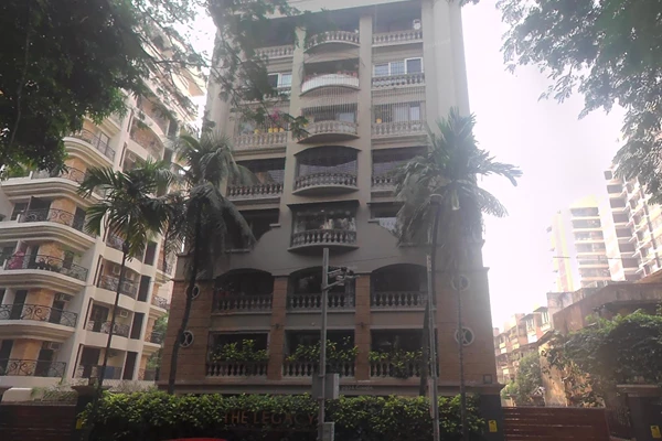 Flat for sale in Legacy Building, Bandra West