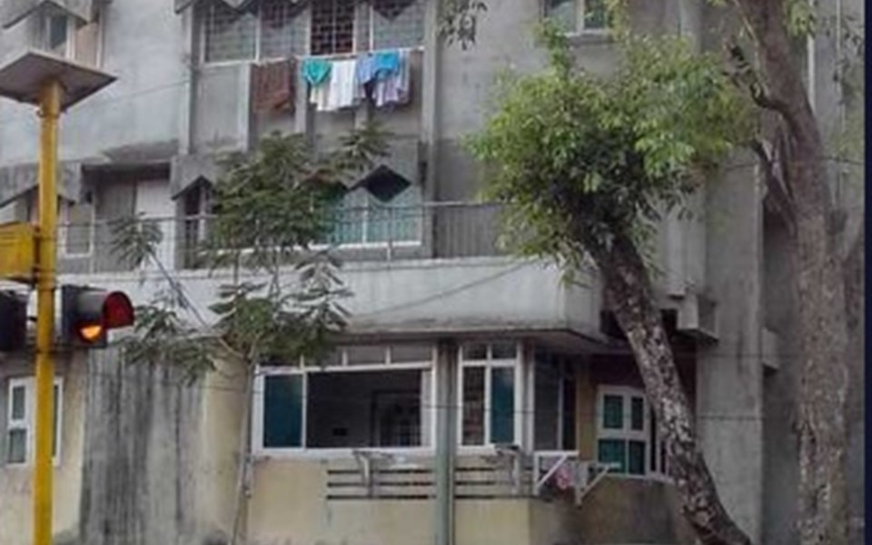 Building - Toshiba Apartment, Santacruz West