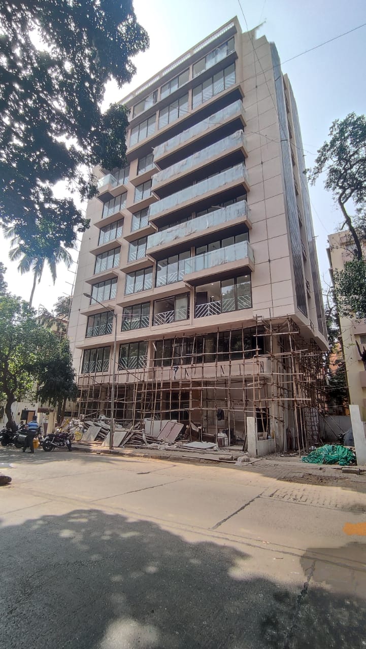 Flat on rent in Kripa Allure, Bandra West