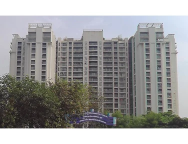 Flat on rent in Hill Crest, Andheri East