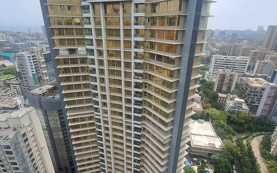 5 - Transcon Triumph, Andheri West