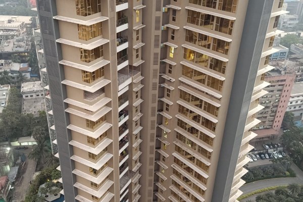 Flat on rent in Transcon Triumph, Andheri West