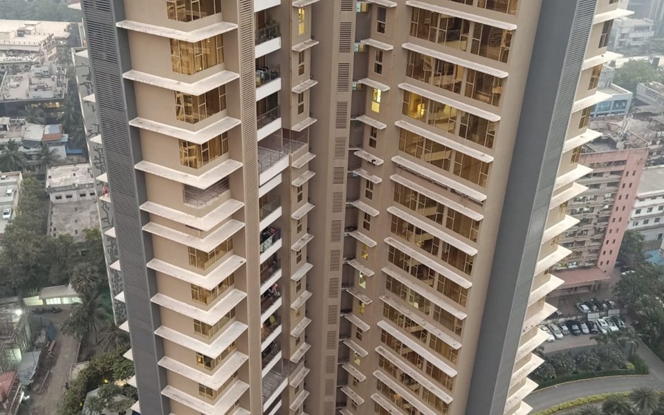 Transcon Triumph, Andheri West