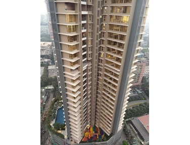 Flat on rent in Transcon Triumph, Andheri West