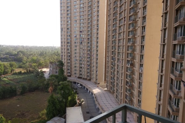 Flat on rent in Marina Enclave, Malad West