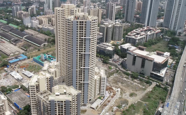2 BHK Flat for Sale in Borivali East - Rivali Park
