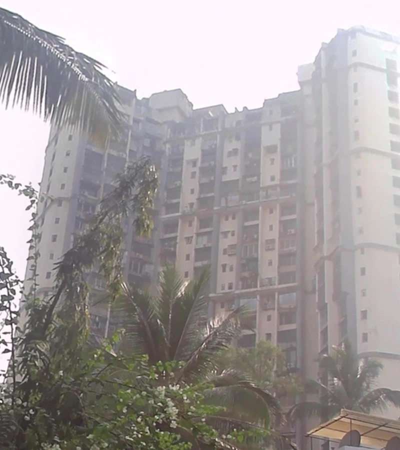 5 - Beverly Hills, Andheri West