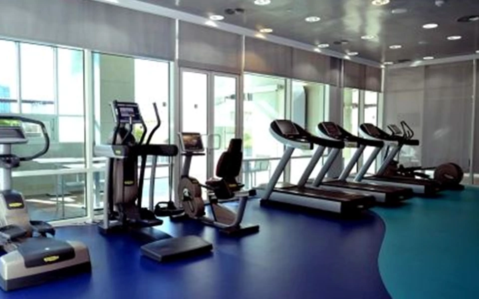 4 - Lokhandwala Minerva, Mahalaxmi