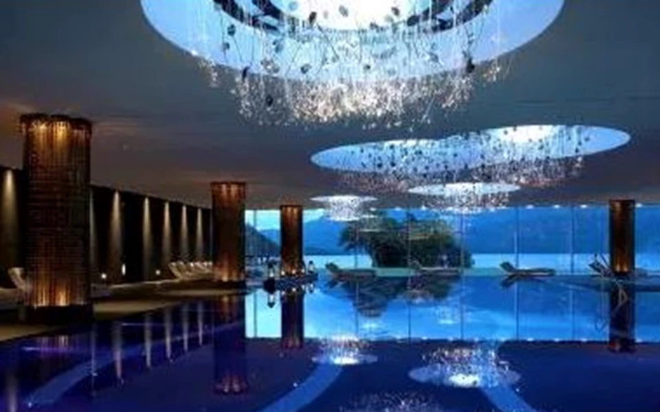 6 - Lokhandwala Minerva, Mahalaxmi