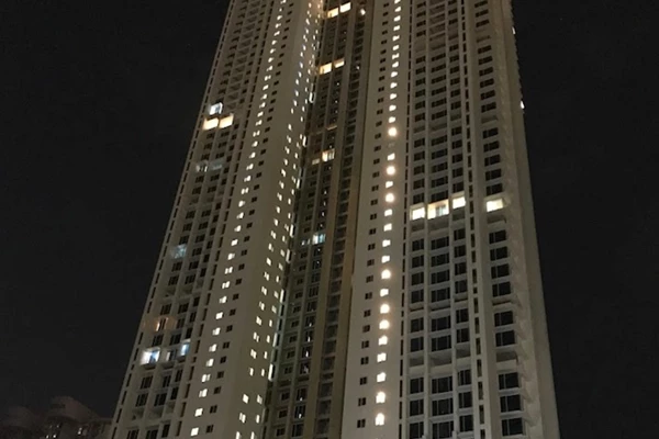 Flat on rent in Raheja Imperia, Worli