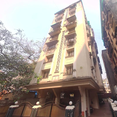 Flat on rent in Prarthana Apartment, Bandra West