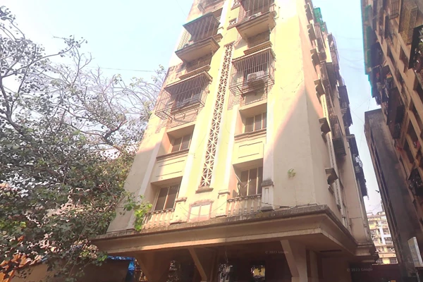 Flat on rent in Prarthana Apartment, Bandra West