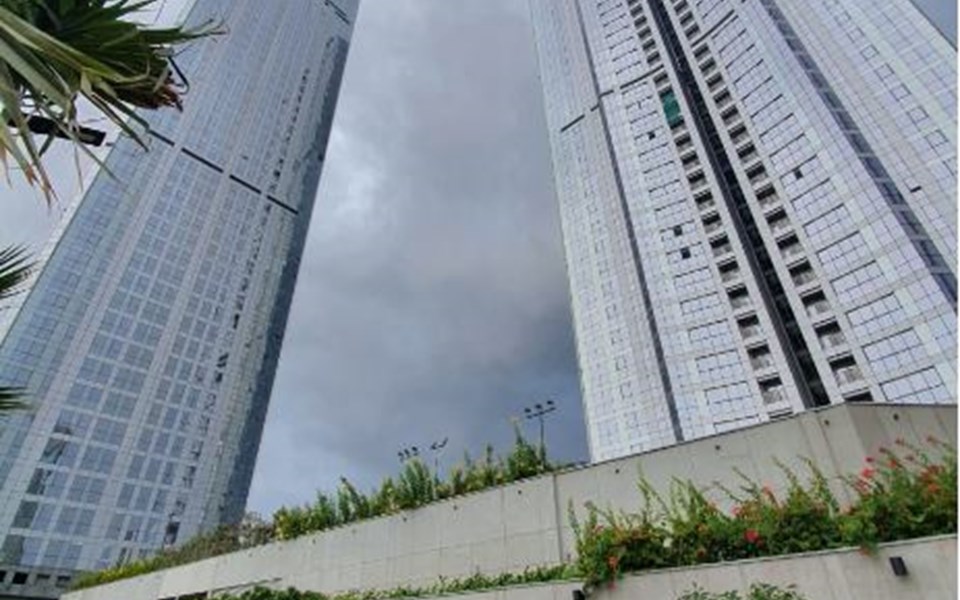 Building - Island City Centre 2, Dadar East