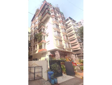 4 - Palatial Apartment, Bandra West