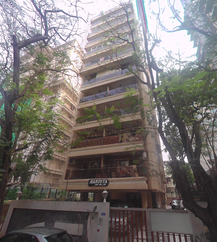 4 BHK Flat for Sale in Bandra West - Nandita Apartment