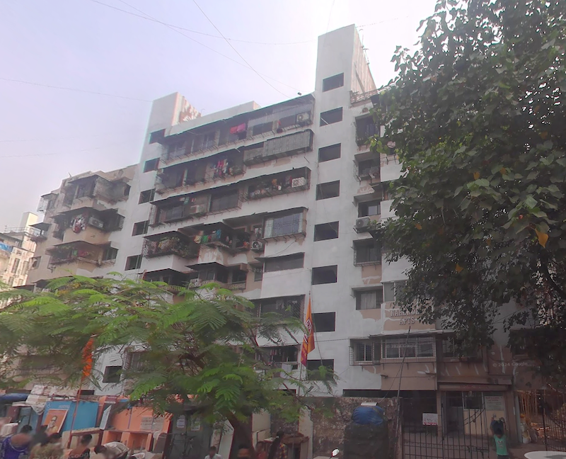 Flat for sale in Narendra Apartment, Santacruz West