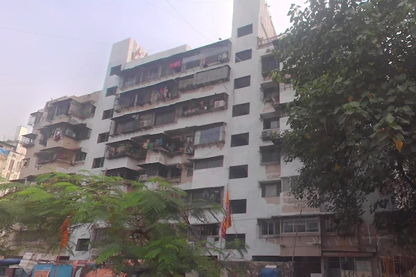 Flat for sale in Narendra Apartment, Santacruz West
