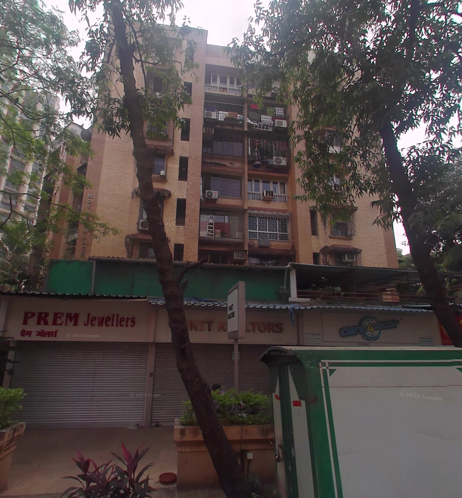 Flat on rent in Royal Palace, Andheri West