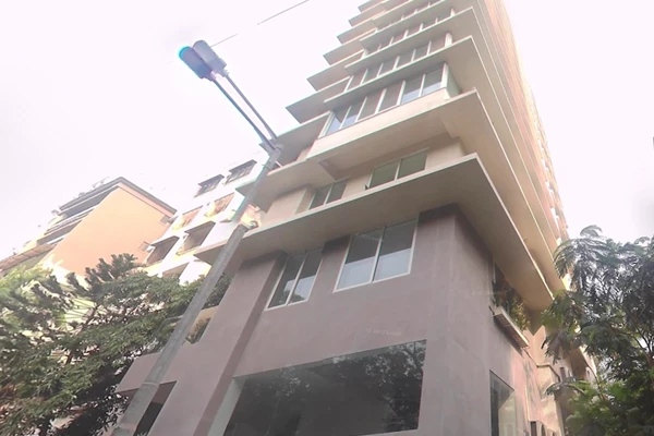 Flat on rent in Trinity, Khar West