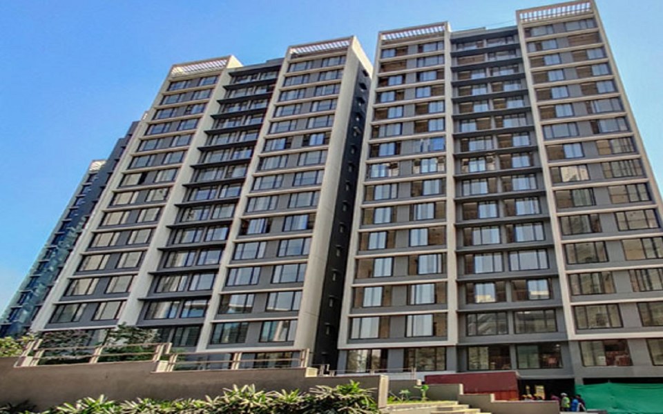 Primus Residences, Santacruz East