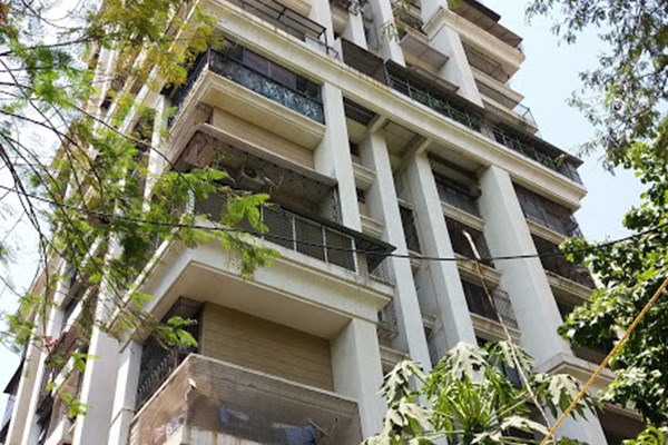 Flat for sale in Continental Tower, Bandra West