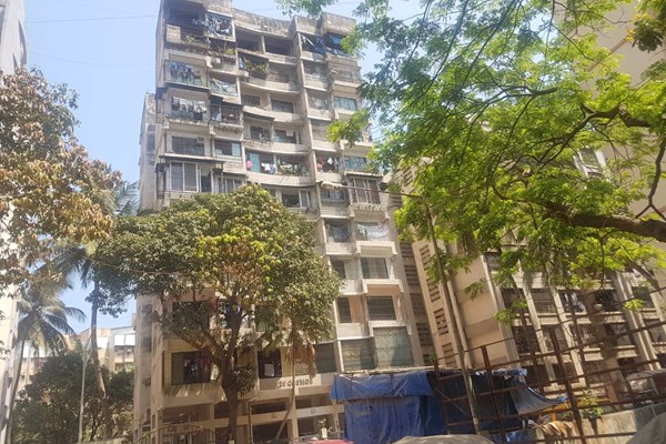 Flat on rent in Cosmos , Andheri West