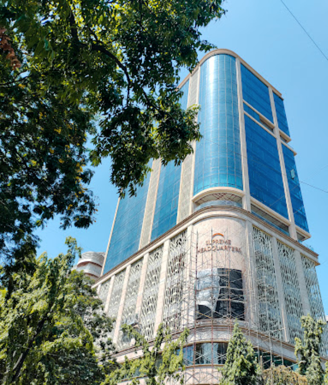 5 - Supreme Headquarters, Bandra West